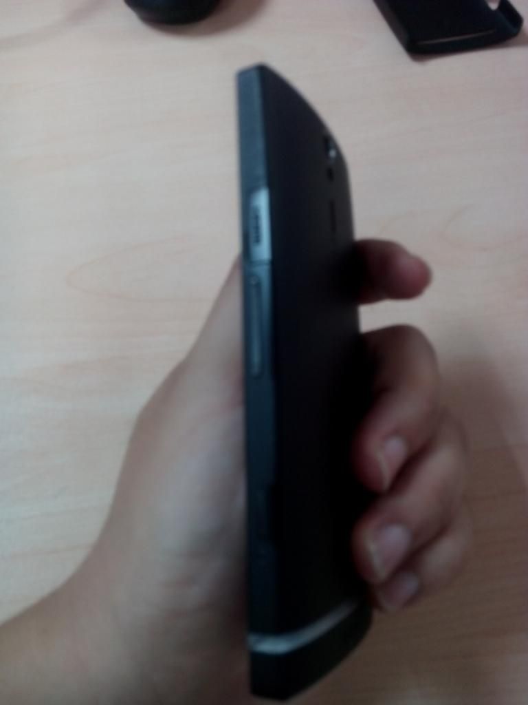 Bán sony xperia S LT26i 98%. - 1