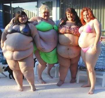 fat_woman_in_bikinis.jpg