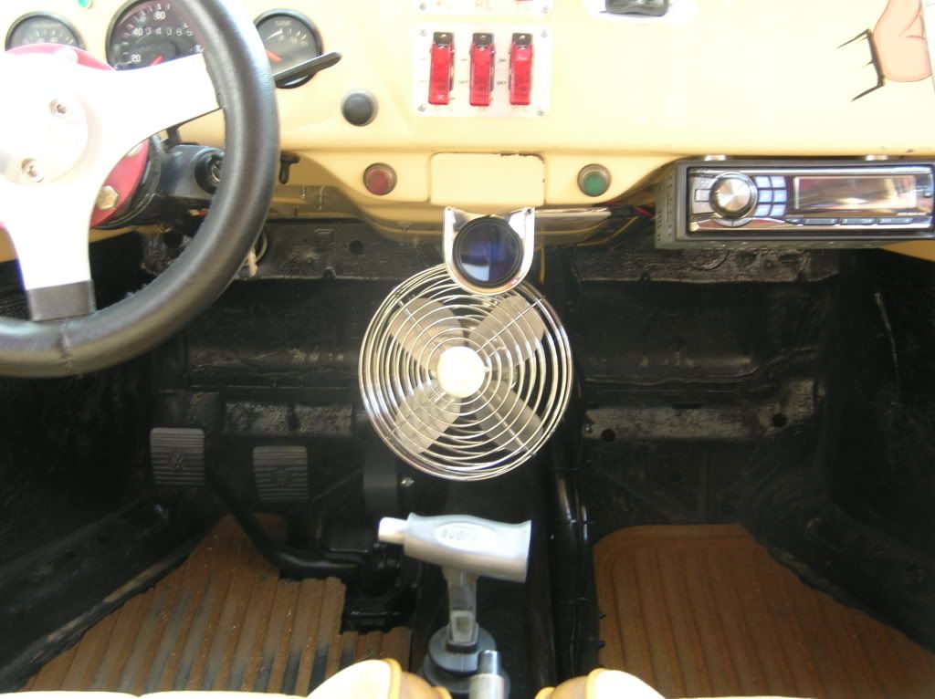 Image may have been reduced in size. Click image to view fullscreen.