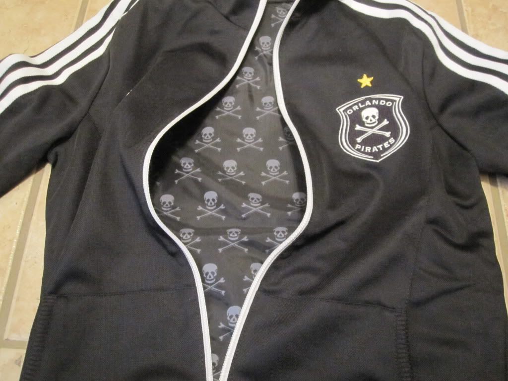 Adidas-OP-Track-Top-TT-Orlando-Pirates-Jacket-Black-Africa-Soccer-Womens-Skulls