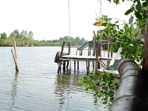 Đảo dừa lửa   ??? - 1