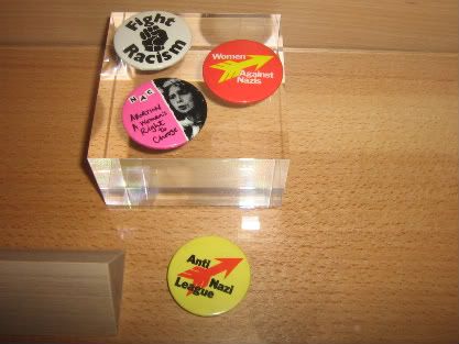 peace badges