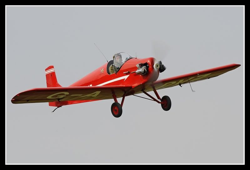 http://i198.photobucket.com/albums/aa191/FOTO4_bucket/STEARMAN/HEAD120311285UK.jpg