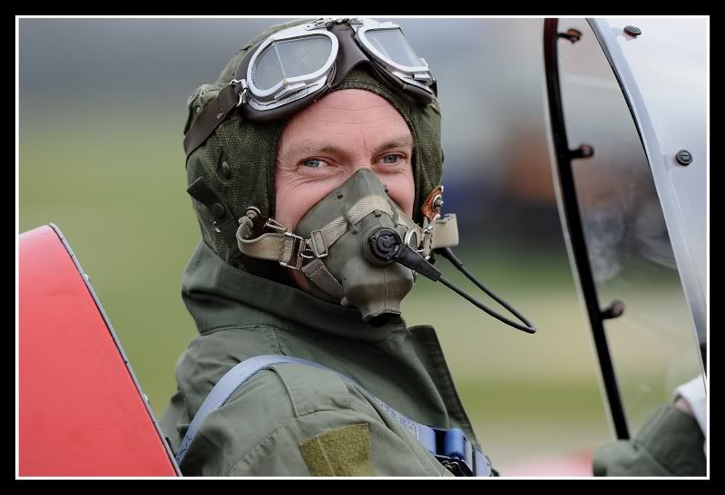 http://i198.photobucket.com/albums/aa191/FOTO4_bucket/STEARMAN/HEAD120311328uk.jpg