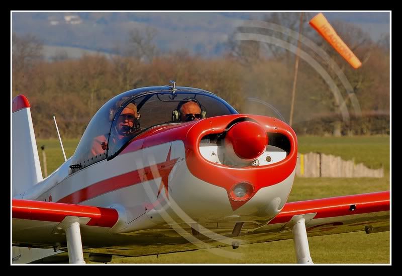 http://i198.photobucket.com/albums/aa191/FOTO4_bucket/STEARMAN/head200210035uk.jpg