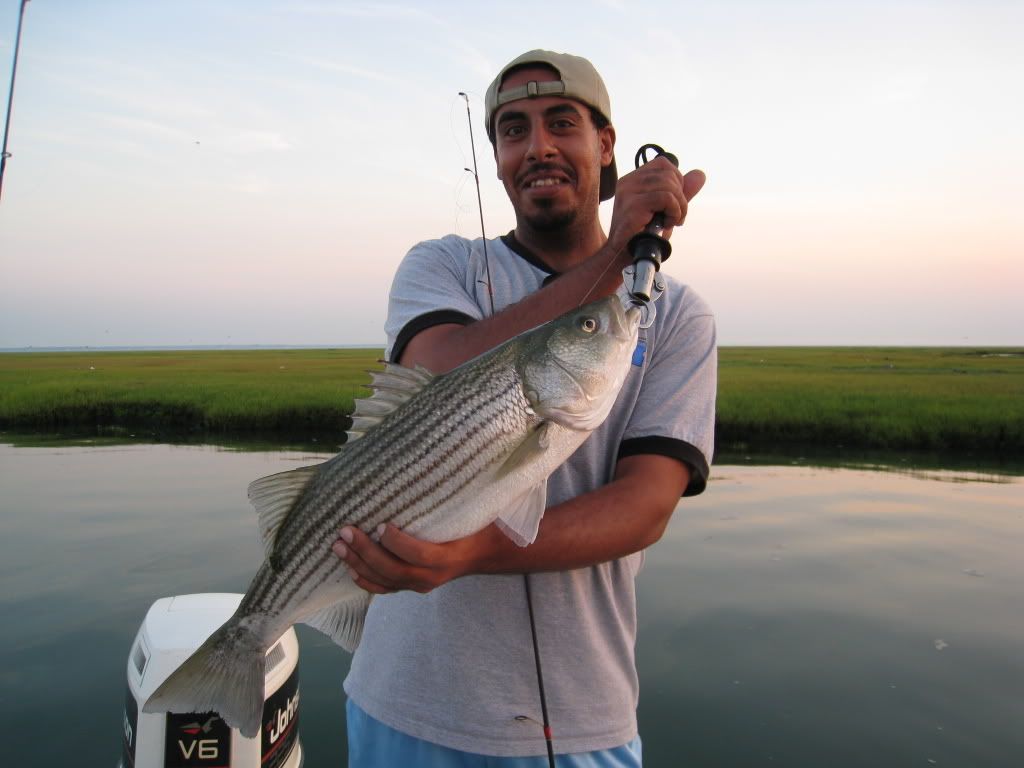 Night time pluggin' for stripers with GotBass BASS BARN