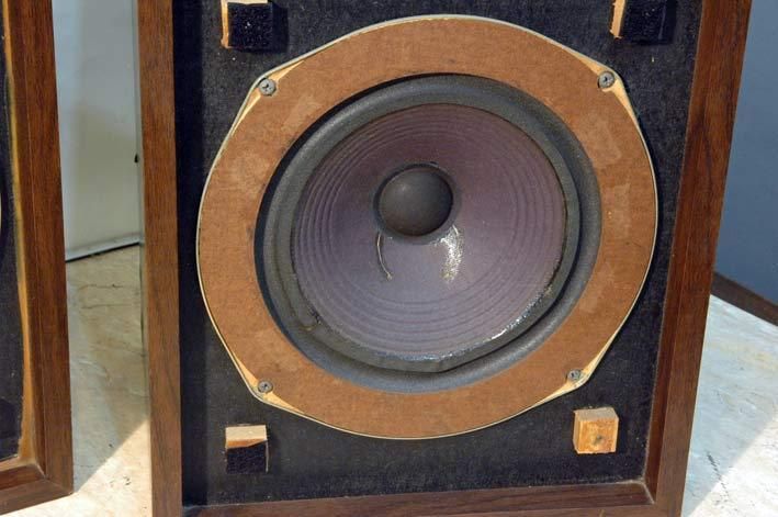 SEVENTIES STEREO: The Advent Loudspeaker In Walnut - Foto 8