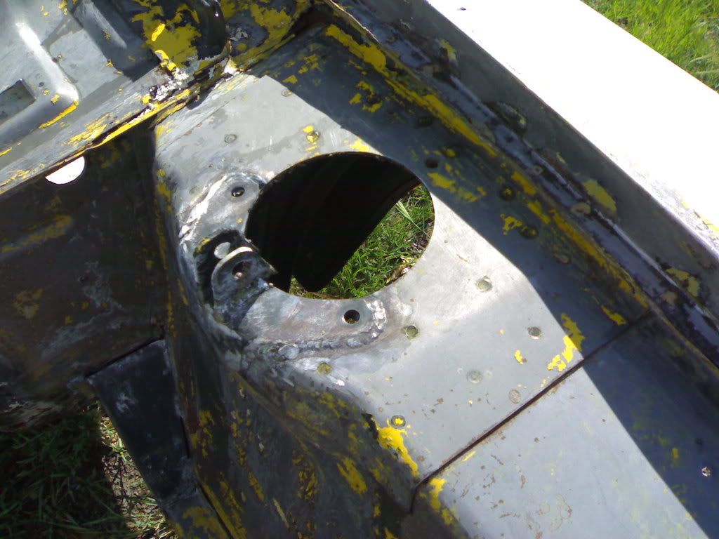 P/S Strut top ! Stripped