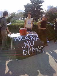 poze food not bomb hrana nu bombe