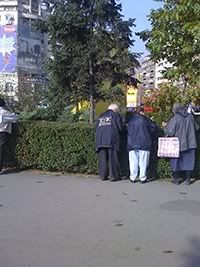 poze food not bomb hrana nu bombe