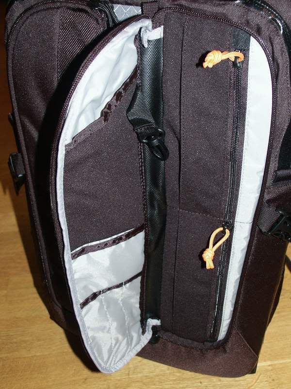 IMAGE: http://i198.photobucket.com/albums/aa9/zyxxel/PICT4496.jpg