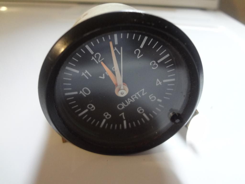 F/s VDO Clock Gauge, Gas Cap & Rear washer reservoir VW Vortex