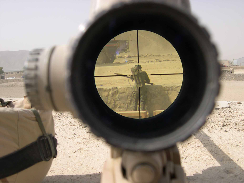 https://i198.photobucket.com/albums/aa178/Funky_Finny/sniper2.png