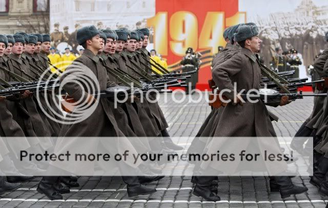 11月7日红场阅兵,纪念伟大的卫国战争中那历史性的一刻!(转帖自sc)